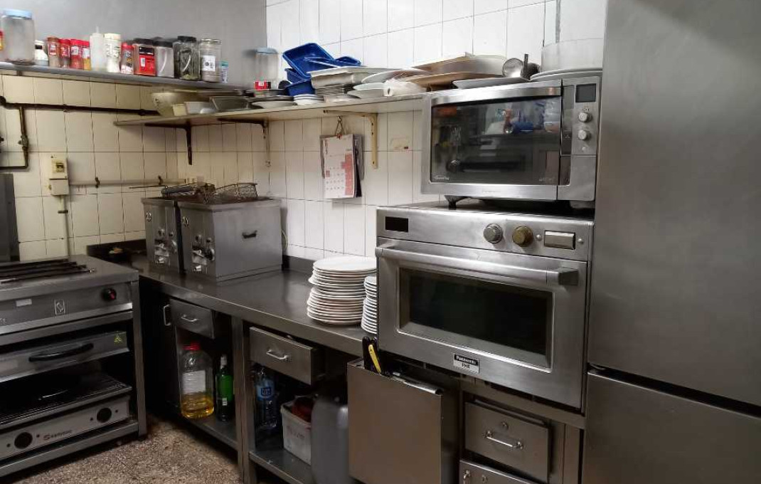 Traspaso - Bar Restaurante -
Barcelona - Eixample Izquierdo