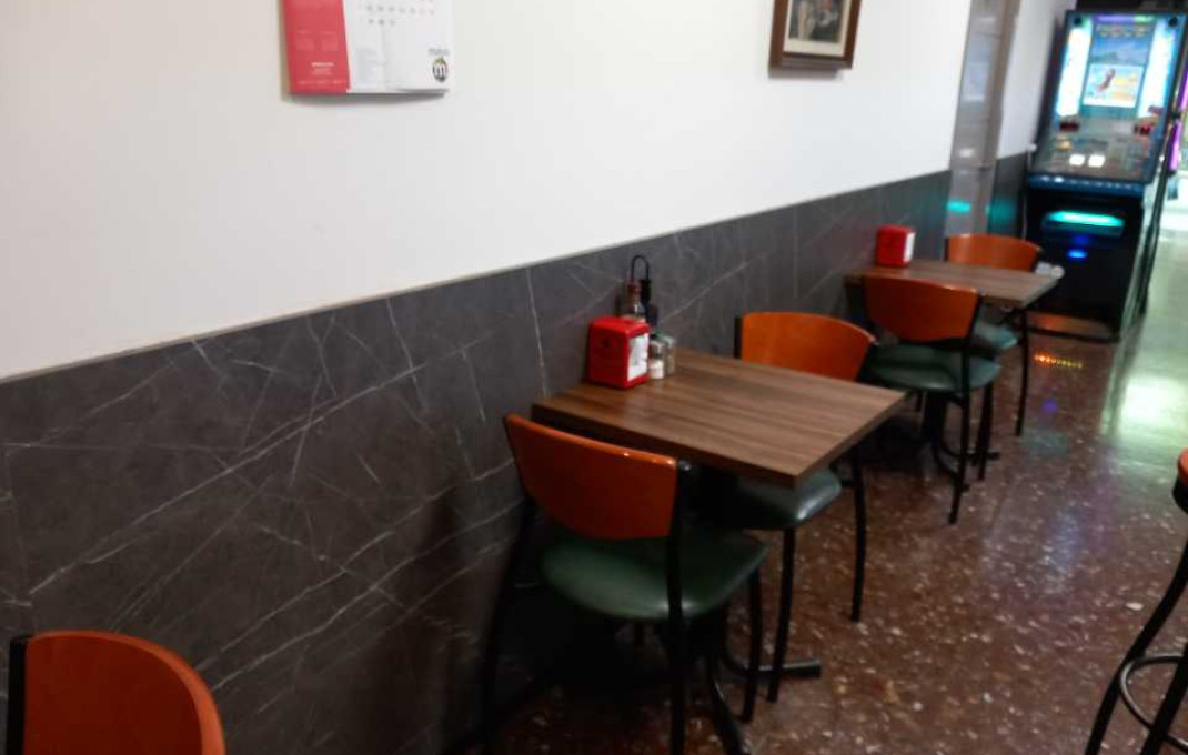 Traspaso - Bar Restaurante -
Barcelona - Eixample Izquierdo