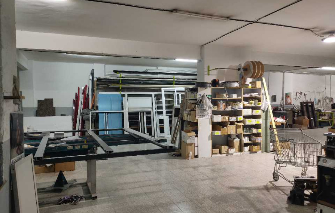 Venta - Naves y solares -
Badalona - La Salut