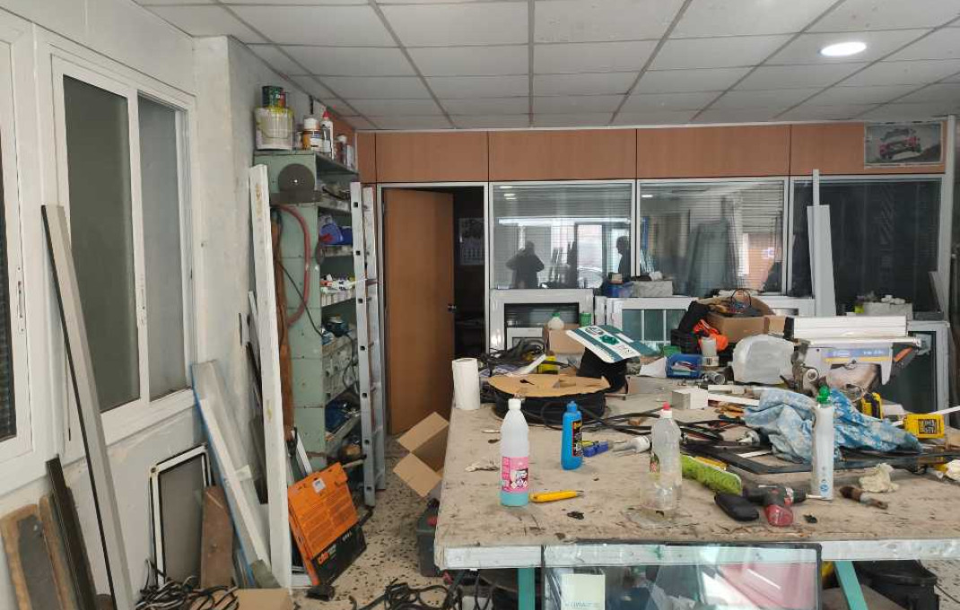 Venta - Naves y solares -
Badalona - La Salut