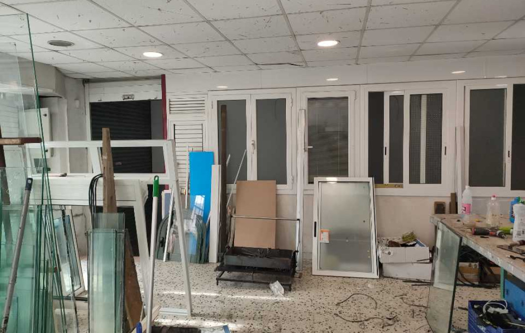 Venta - Naves y solares -
Badalona - La Salut