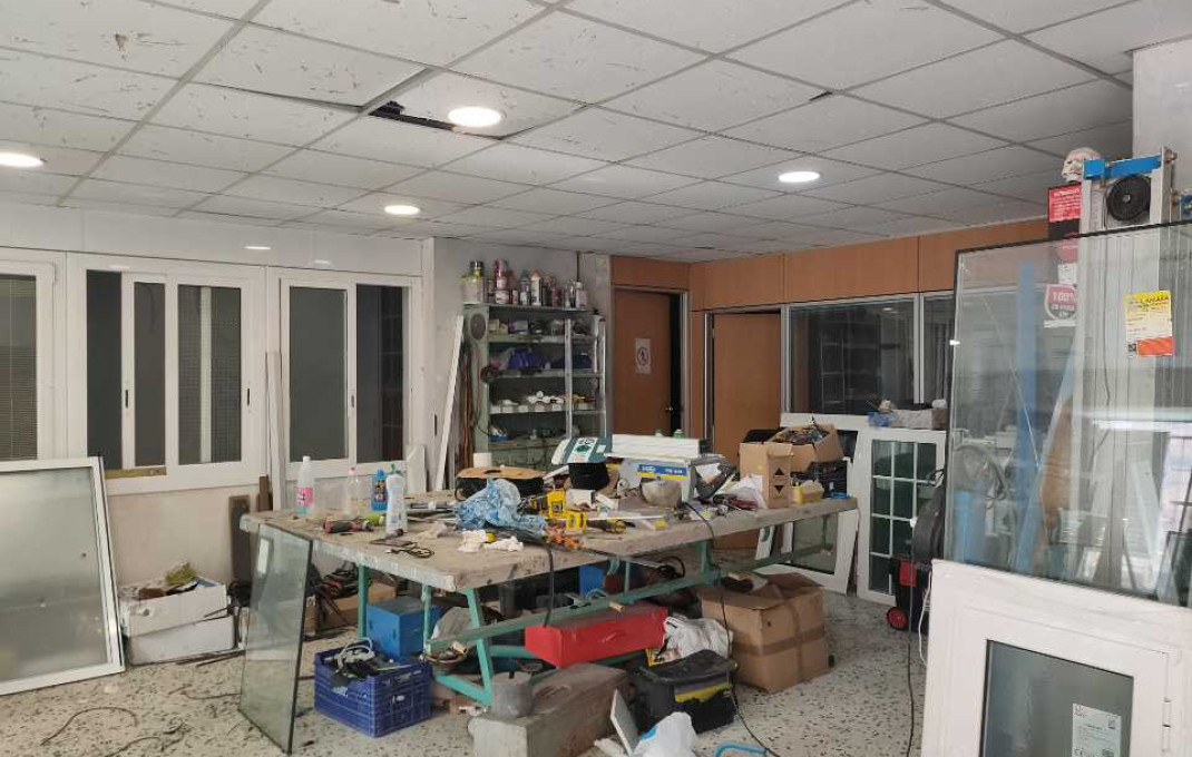 Venta - Naves y solares -
Badalona - La Salut