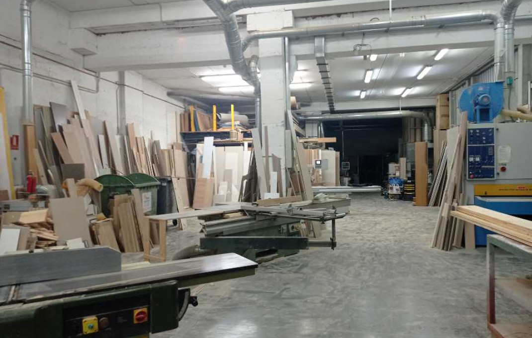 Revente - Naves y solares -
Mataró - Via Europa - Parque Central