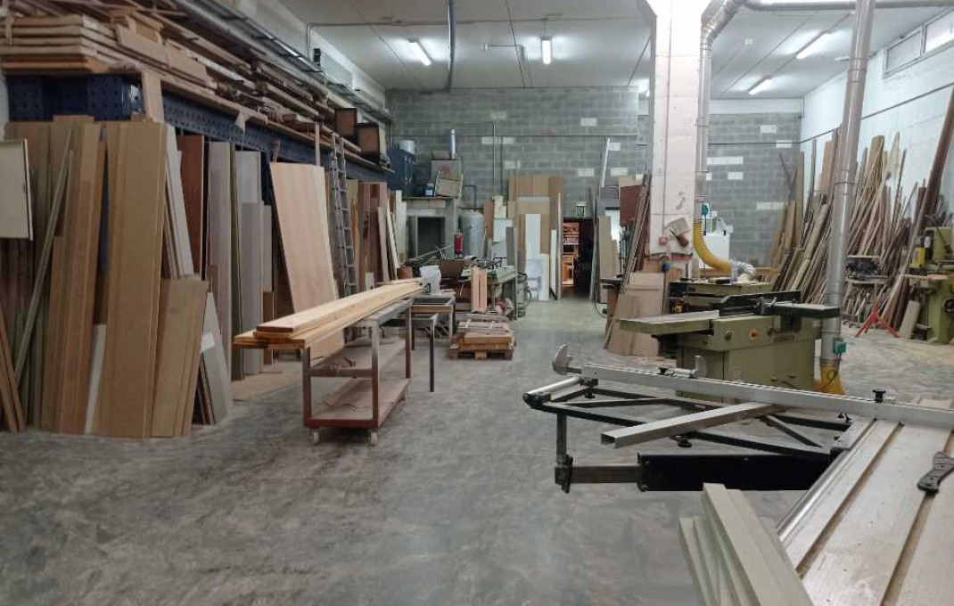 Revente - Naves y solares -
Mataró - Via Europa - Parque Central