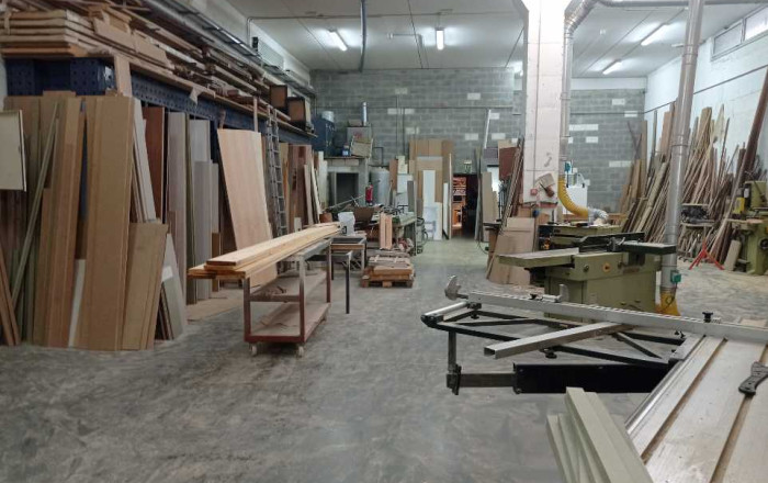 Revente - Naves y solares -
Mataró - Via Europa - Parque Central