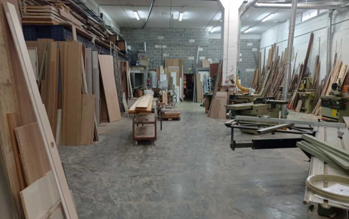 Revente - Naves y solares -
Mataró - Via Europa - Parque Central