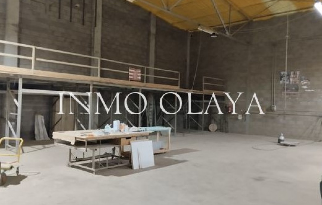 Alquiler - Naves y solares -
Palamós