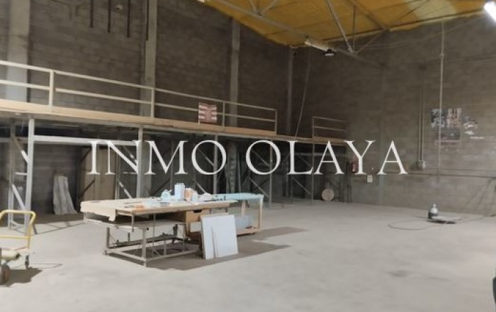 Alquiler - Naves y solares -
Palamós