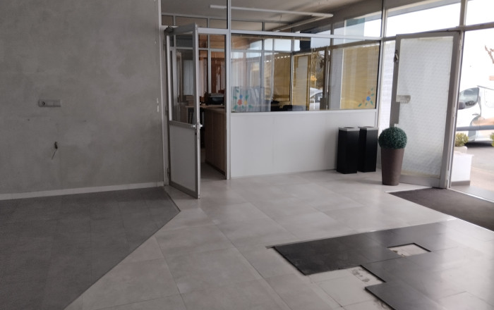 Alquiler - Naves y solares -
Palamós