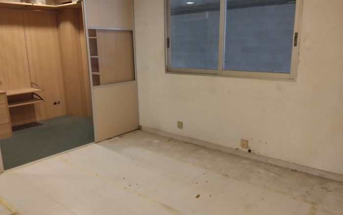 Alquiler - Naves y solares -
Palamós