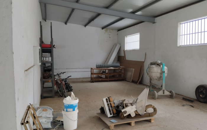 Alquiler - Naves y solares -
Palamós