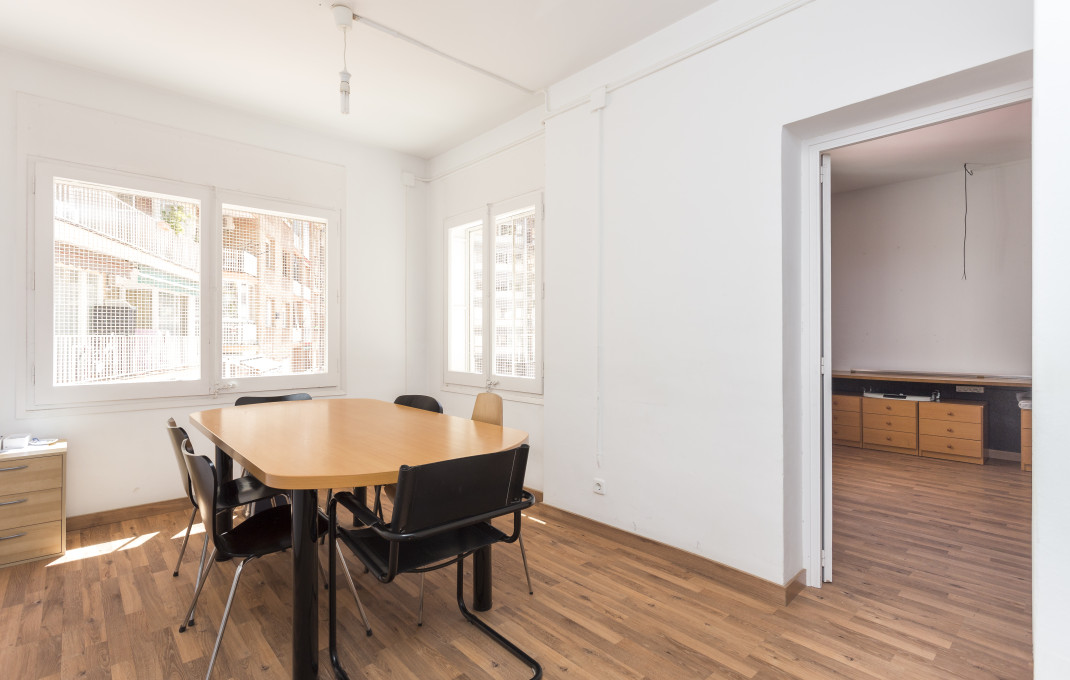 Revente - Des bureaux -
Barcelona - Sarriá - Francesc Macia