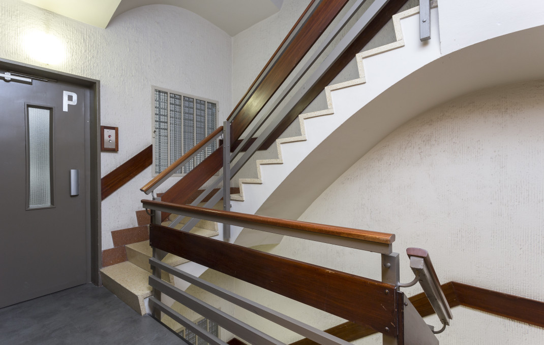 Revente - Des bureaux -
Barcelona - Sarriá - Francesc Macia