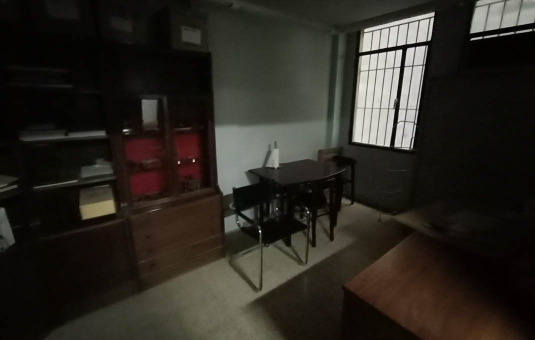 Revente - Des bureaux -
Barcelona - Sagrada familia