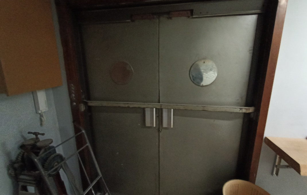 Revente - Des bureaux -
Barcelona - Sagrada familia