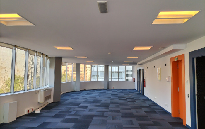 Location longue durée - Des bureaux -
Barcelona - Les corts