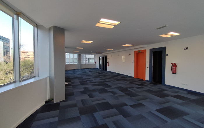 Location longue durée - Des bureaux -
Barcelona - Les corts