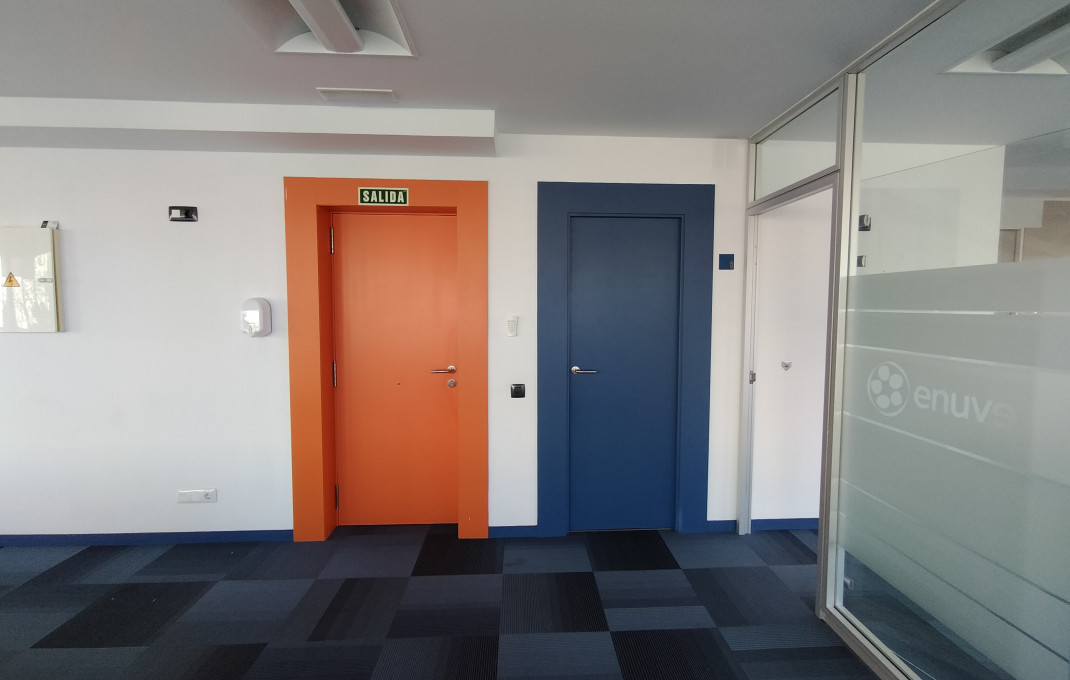 Location longue durée - Des bureaux -
Barcelona - Les corts