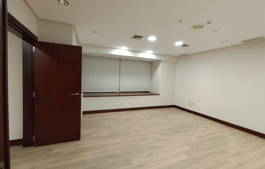 Location longue durée - Des bureaux -
Barcelona - Eixample Izquierdo