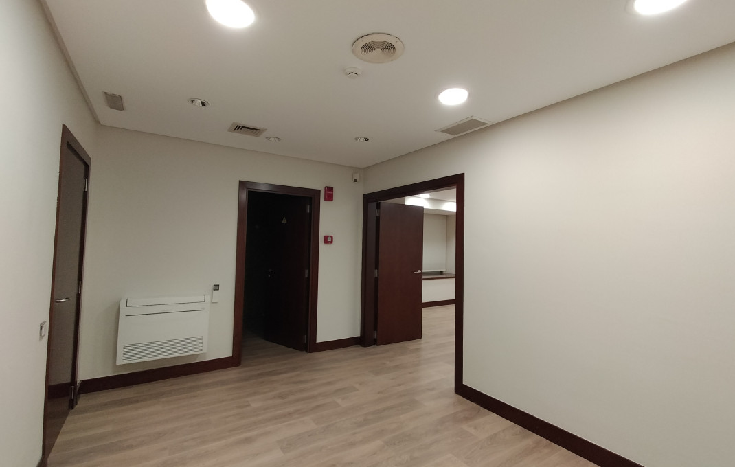 Location longue durée - Des bureaux -
Barcelona - Eixample Izquierdo