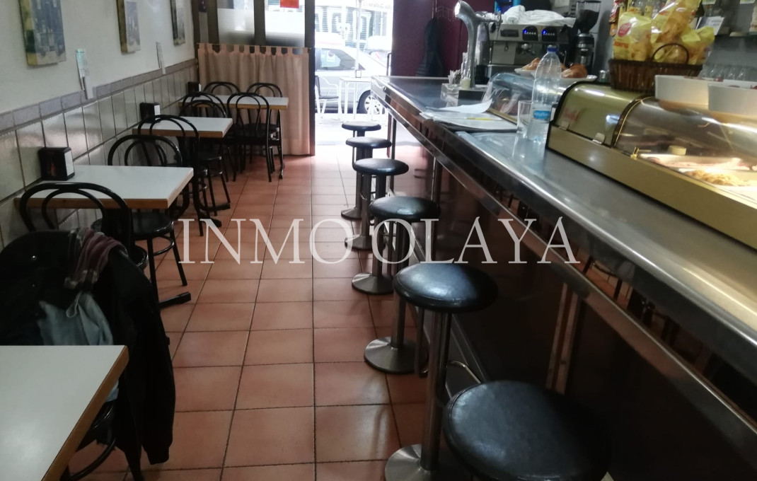 Traspaso - Bar-Cafeteria -
Barcelona - Les corts