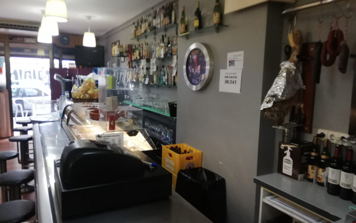 Traspaso - Bar-Cafeteria -
Barcelona - Les corts