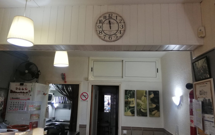 Traspaso - Bar-Cafeteria -
Barcelona - Les corts