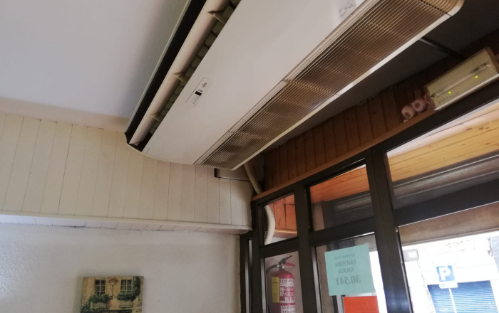 Traspaso - Bar-Cafeteria -
Barcelona - Les corts