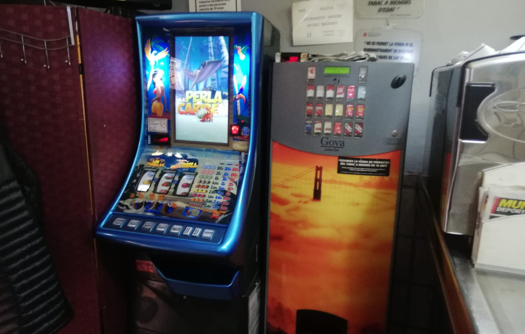 Traspaso - Bar-Cafeteria -
Barcelona - Les corts