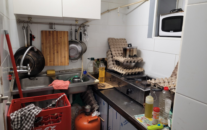 Traspaso - Bar-Cafeteria -
L'Hospitalet de Llobregat - La Torrasa