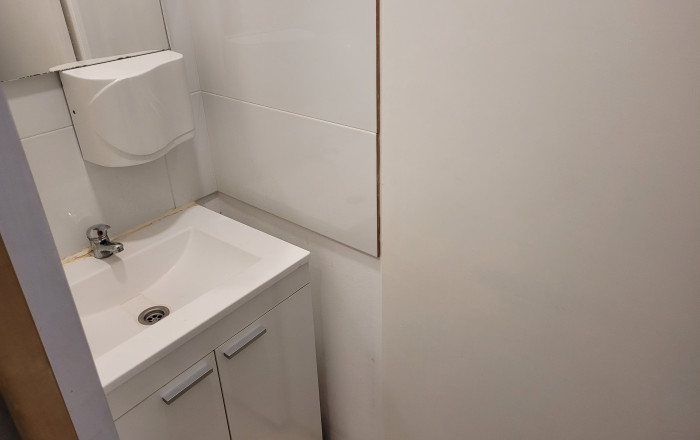 Traspaso - Bar-Cafeteria -
L'Hospitalet de Llobregat - La Torrasa