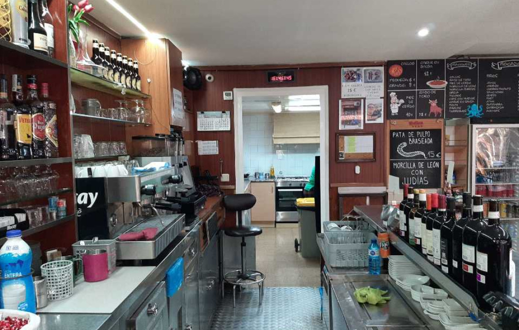 Transfert - Bar-Cafeteria -
L'Hospitalet de Llobregat - Centre