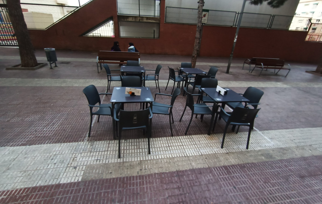 Traspaso - Bar-Cafeteria -
L'Hospitalet de Llobregat - La Florida