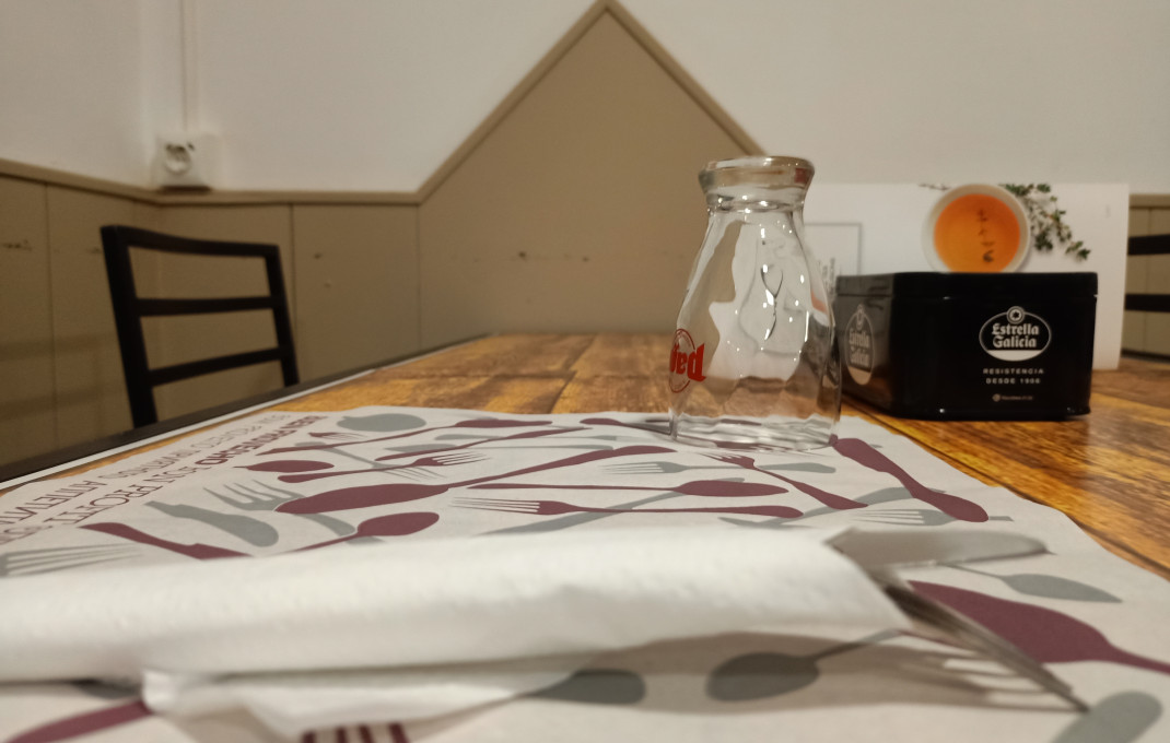 Traspaso - Bar-Cafeteria -
L'Hospitalet de Llobregat - La Florida