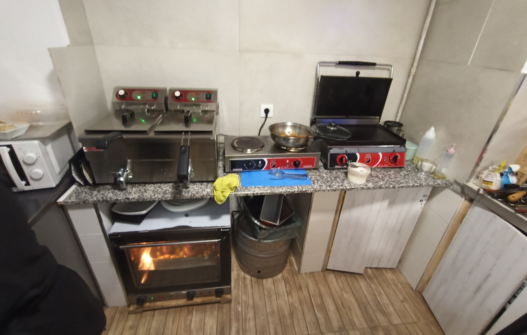 Traspaso - Bar-Cafeteria -
L'Hospitalet de Llobregat - La Florida