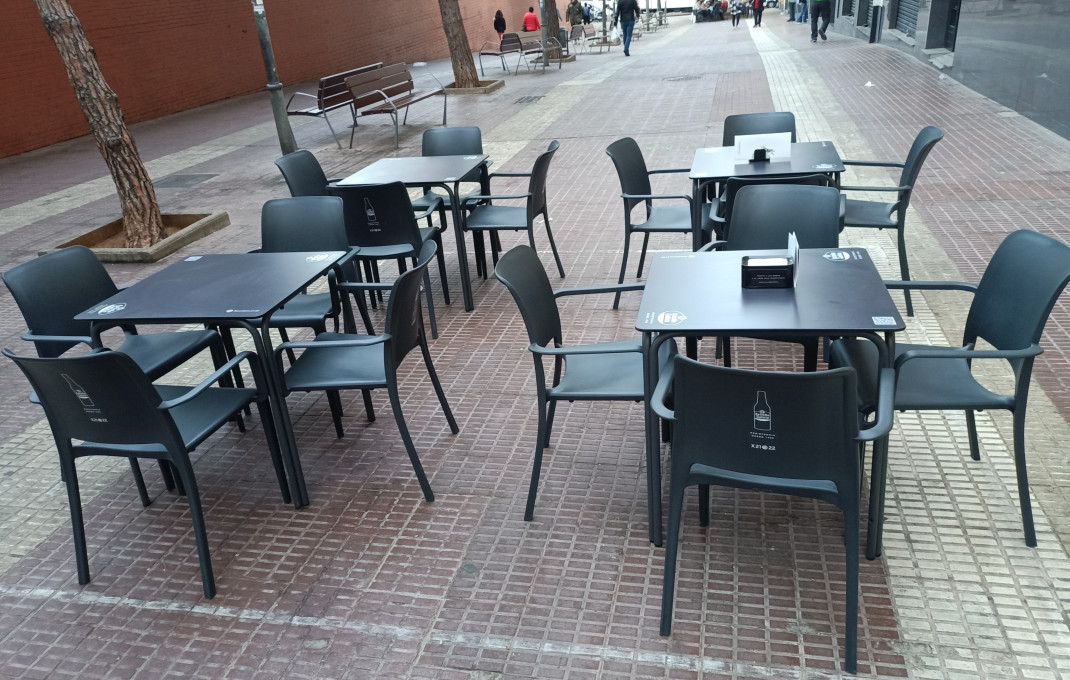 Traspaso - Bar-Cafeteria -
L'Hospitalet de Llobregat - La Florida