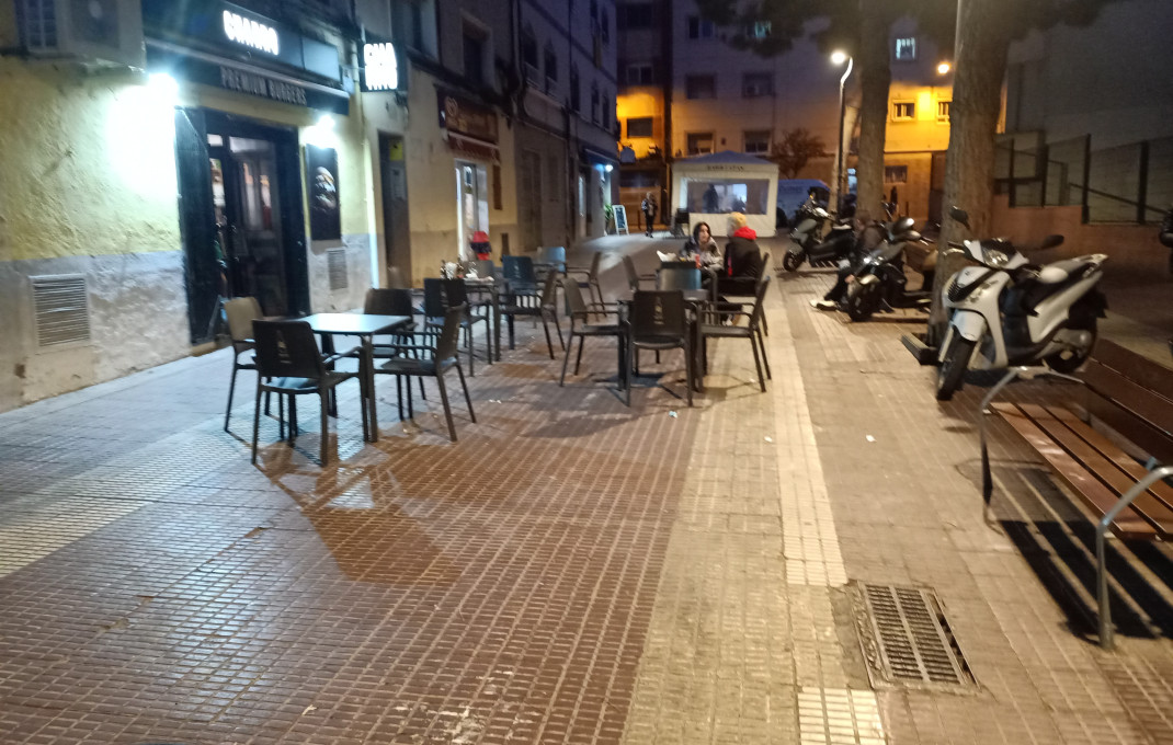 Traspaso - Bar-Cafeteria -
L'Hospitalet de Llobregat - La Florida