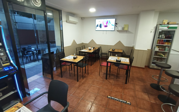 Traspaso - Bar-Cafeteria -
L'Hospitalet de Llobregat - La Florida