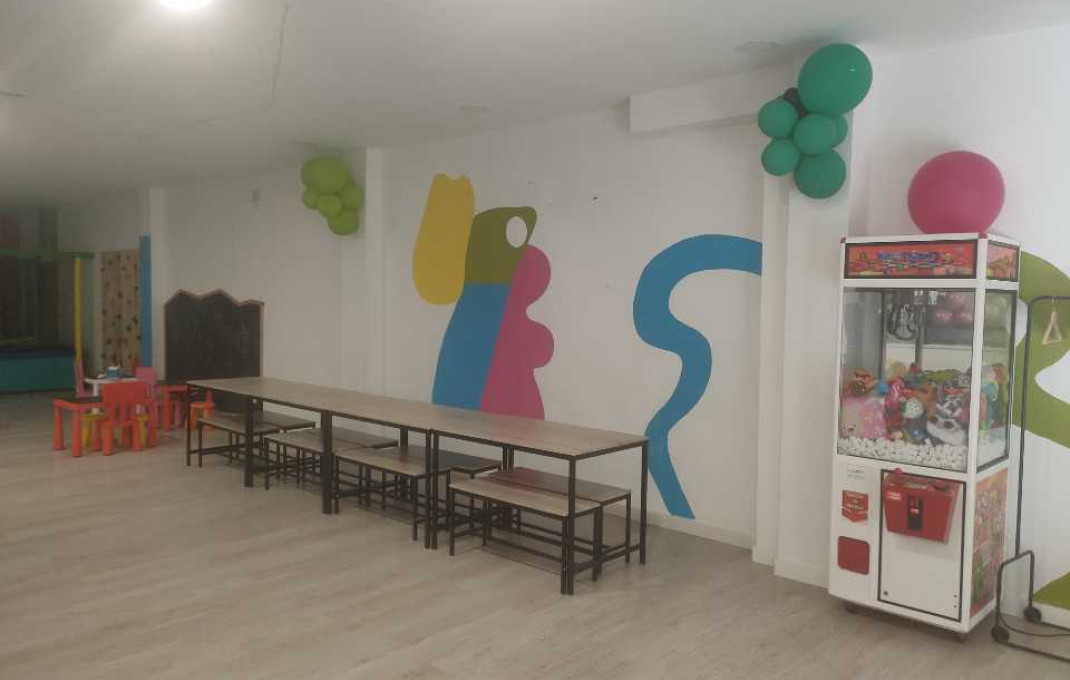 Transfert - Bar-Cafeteria -
Barcelona - Sant Adriá Del Besos