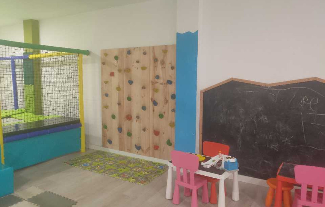 Transfert - Bar-Cafeteria -
Barcelona - Sant Adriá Del Besos