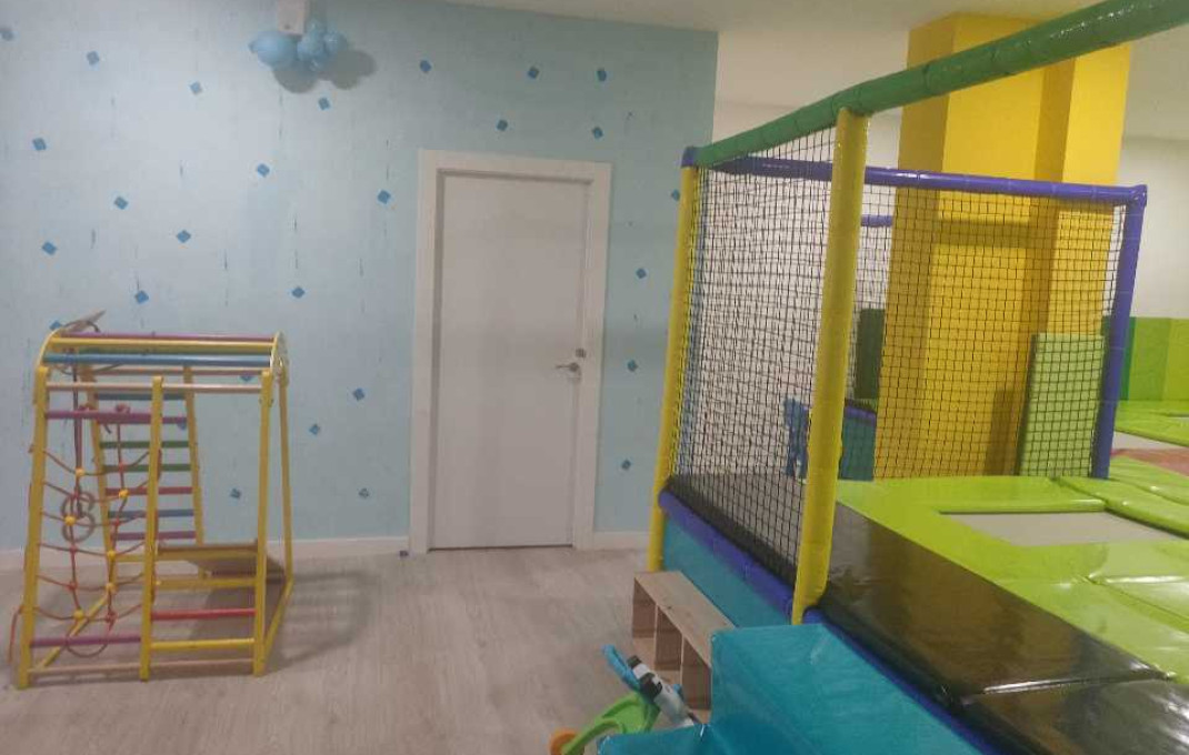 Transfert - Bar-Cafeteria -
Barcelona - Sant Adriá Del Besos