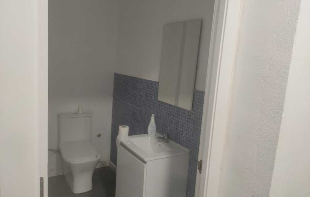 Transfert - Bar-Cafeteria -
Barcelona - Sant Adriá Del Besos