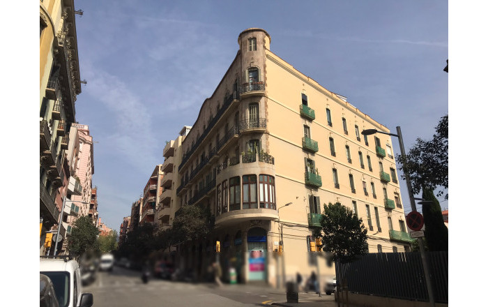 Transfert - Bar-Cafeteria -
Barcelona - Sant Gervasy- Bonanova