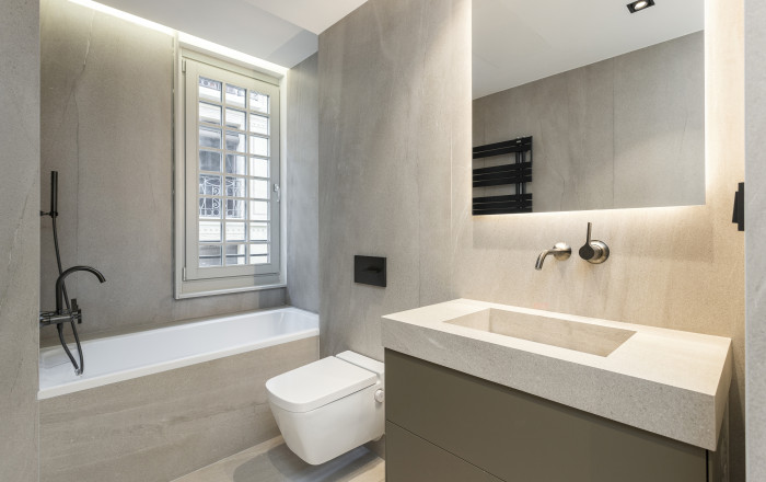 Revente - Piso -
Barcelona - Gótico