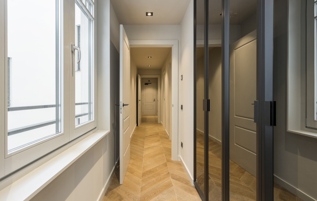 Revente - Piso -
Barcelona - Gótico