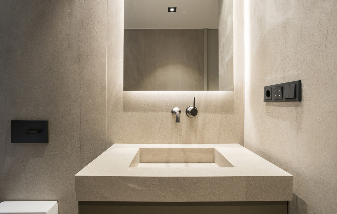 Revente - Piso -
Barcelona - Gótico