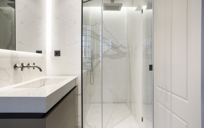 Revente - Piso -
Barcelona - Gótico