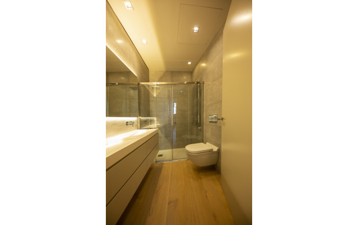 Revente - Piso -
Barcelona - Gótico