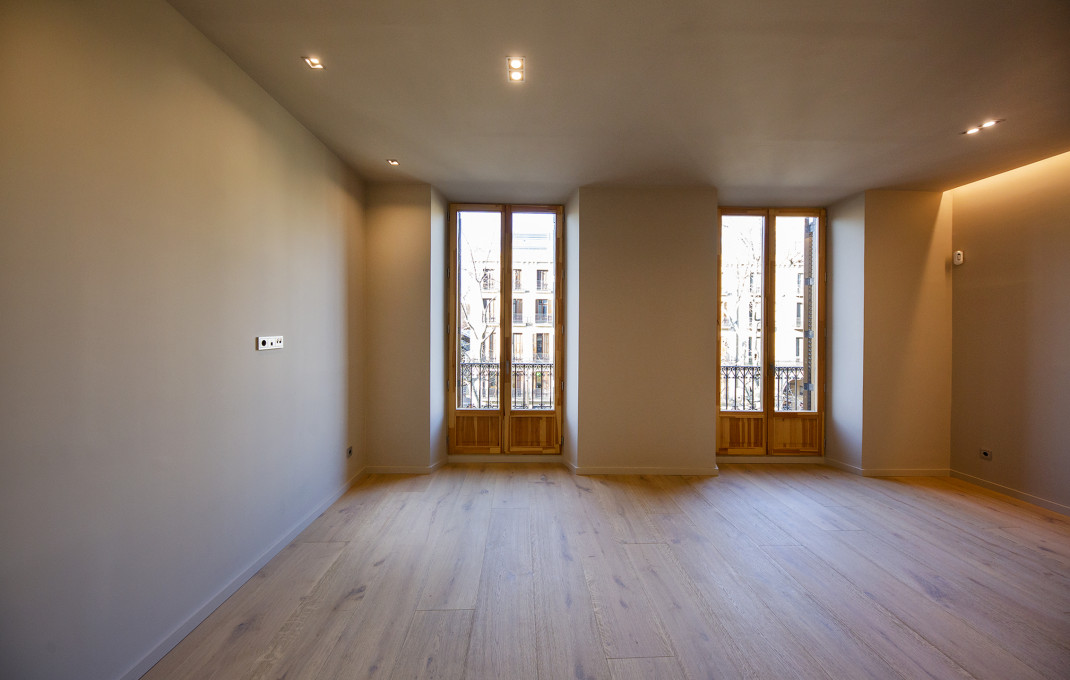 Revente - Piso -
Barcelona - Gótico