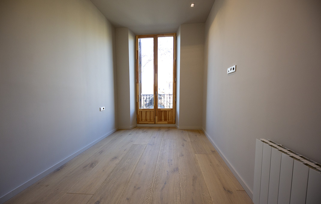 Revente - Piso -
Barcelona - Gótico